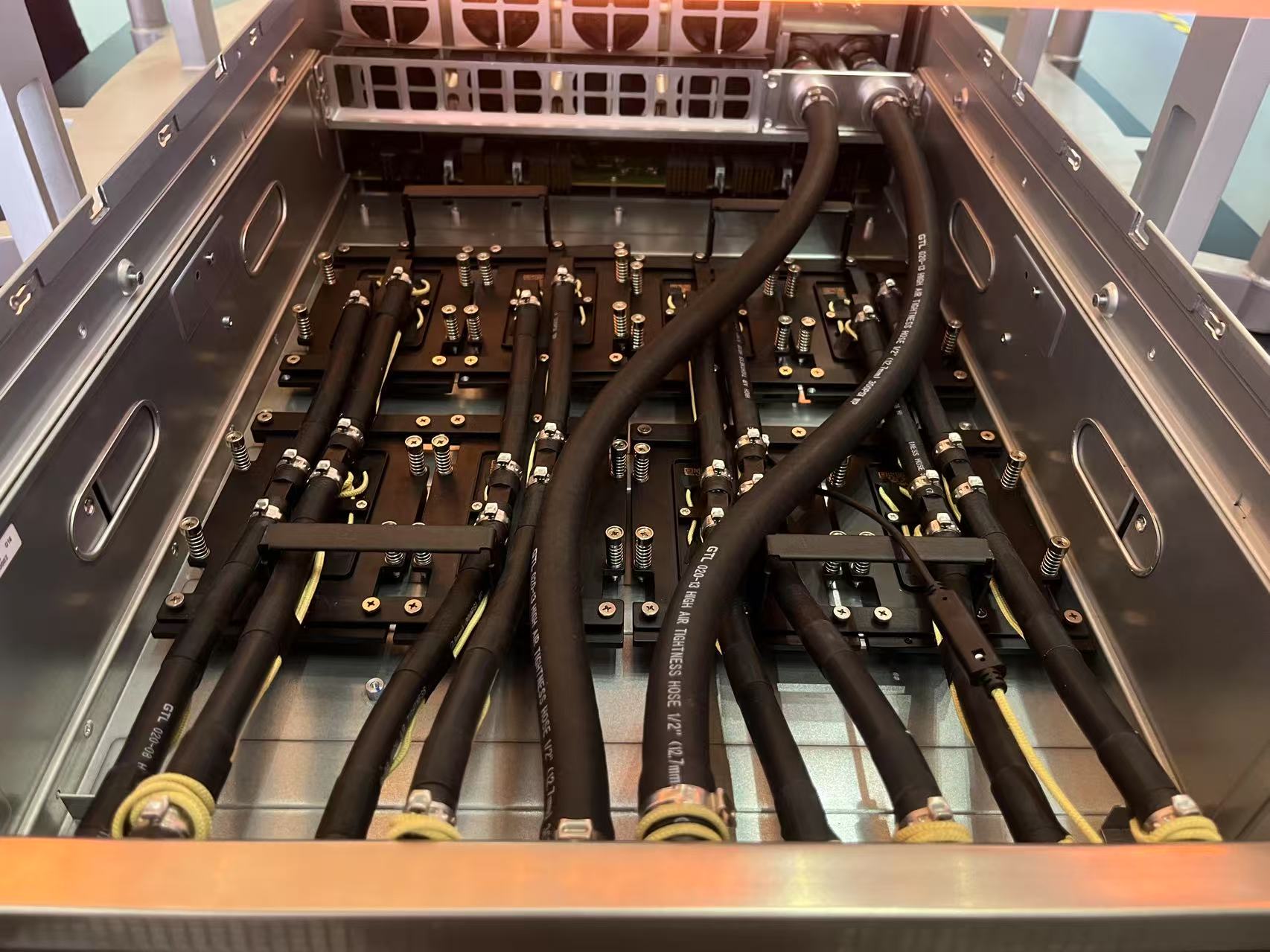 從感知到預(yù)測(cè)：業(yè)疆智能引領(lǐng)定位水浸傳感技術(shù)，邁向工業(yè)4.0水風(fēng)險(xiǎn)管理